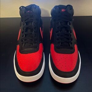 Nike Men's Black and Red Sneakers